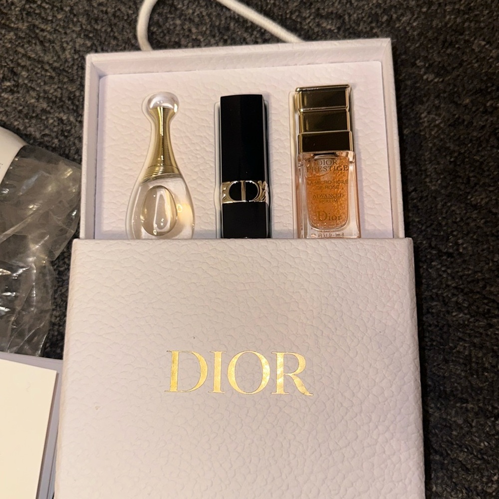 NWT Dior Silver Welcome Gift Set